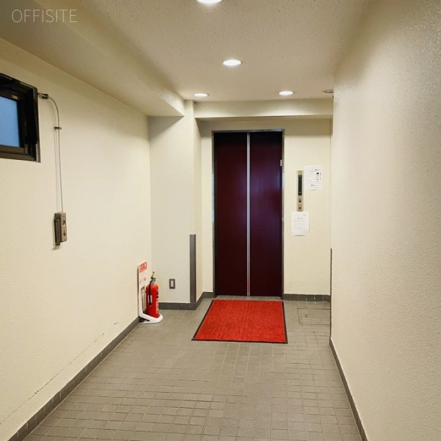 築地AIビル エントランス
