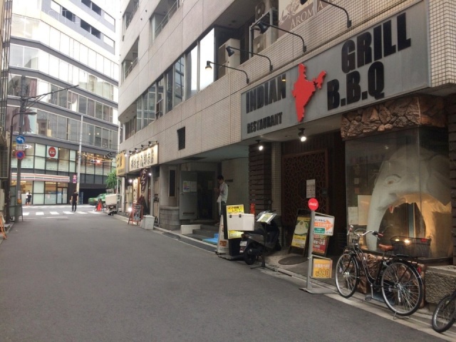 プラザ西新宿 1階部分