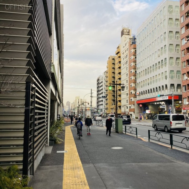 シティプラザ大久保 前面歩道