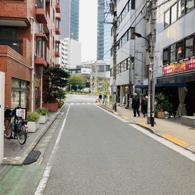 丸宗ビル ビル前面道路