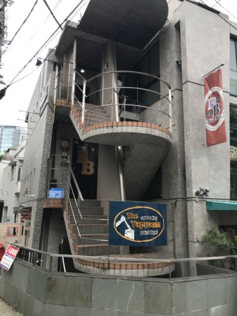 ノーサレンダービル 外観