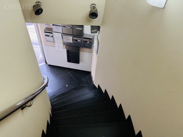 原勝ビル　エントランス