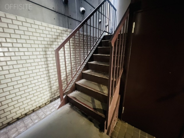 第2南川ビル　階段