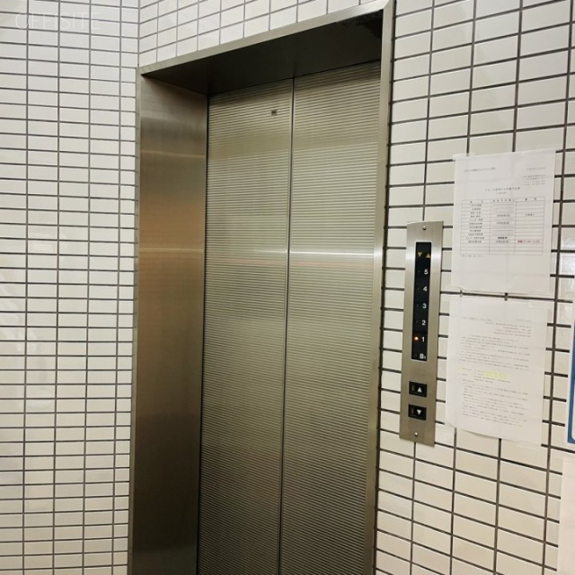 ナカノ九段南ビル エレベーター