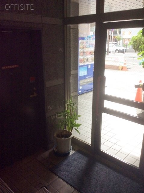 Yファームビル エントランスホール