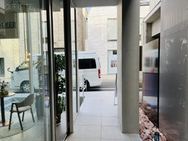 OJ表参道ビル エントランス