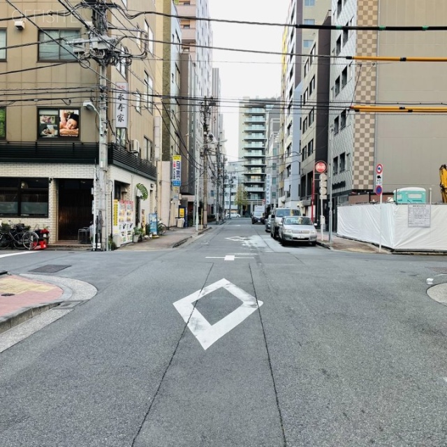 宮倉ビル ビル前面道路