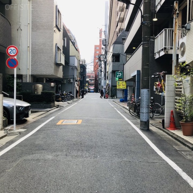 芝米山ビル 前面道路