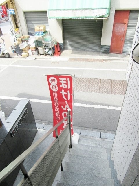 F1プラザビル エントランス
