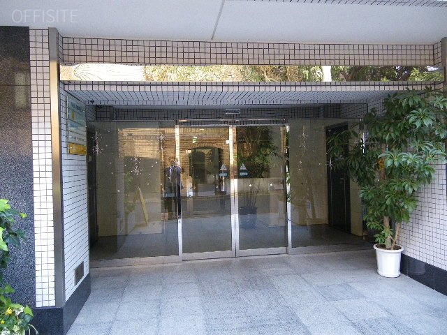 KAZU六本木 エントランス