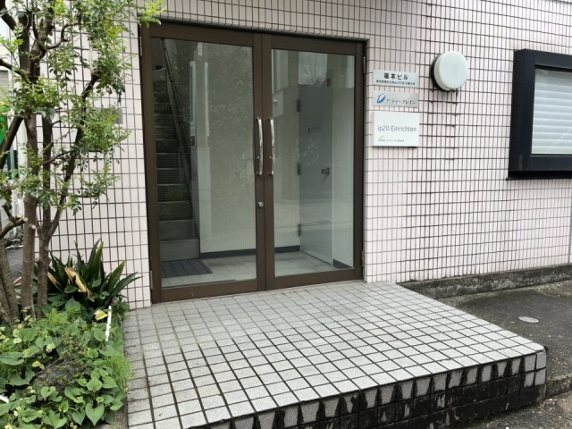 福本ビル　エントランス