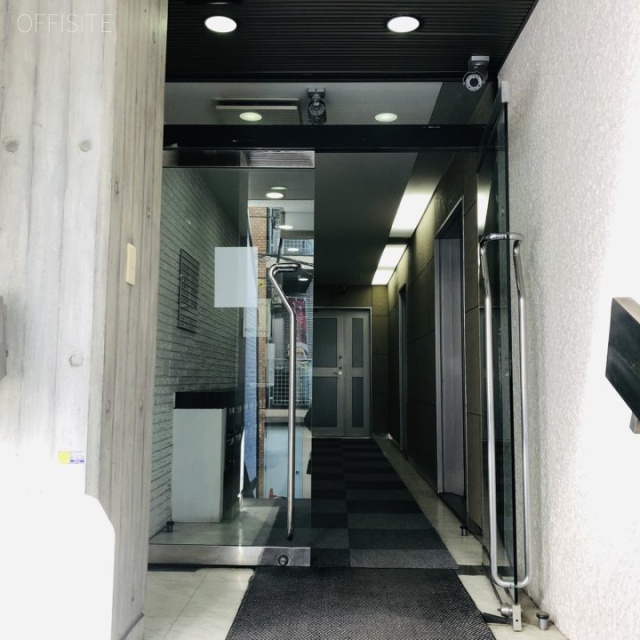 リバービル エントランス