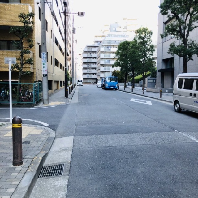 TRUST VALUE 水天宮　前面道路