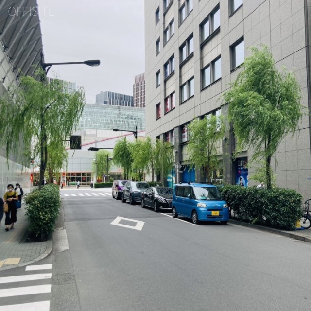 Ray Ginza ビル前面道路