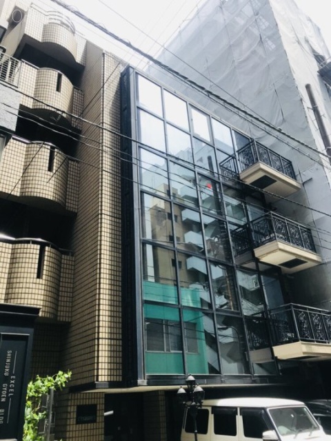 エクセル新宿御苑ビル　外観