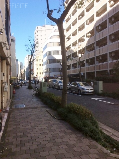 アコルデ横濱関内ビル ビル周辺道路