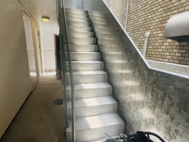 M385ビル　エントランス