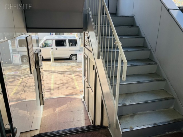 武藤ビル エントランス