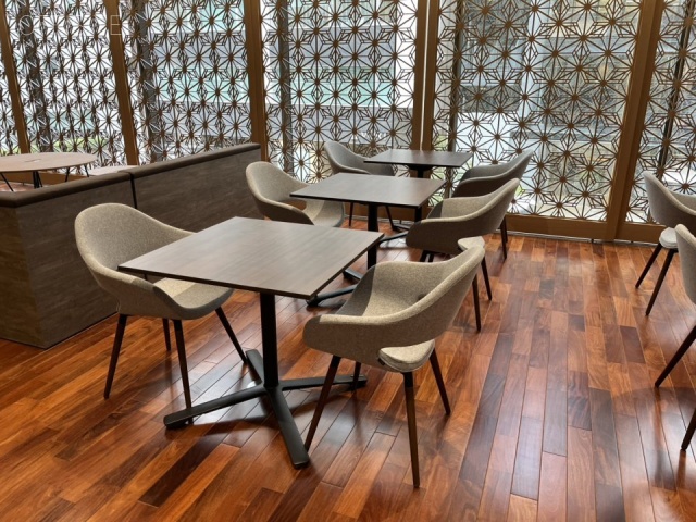 明治薬科大学剛堂会館 エントランス