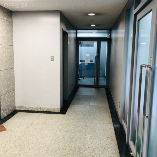 三和港南ビル　エントランス
