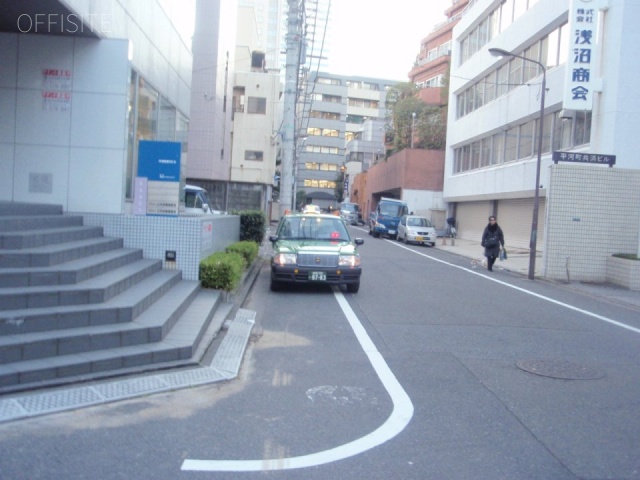 平河町宮川ビル ビル前面道路