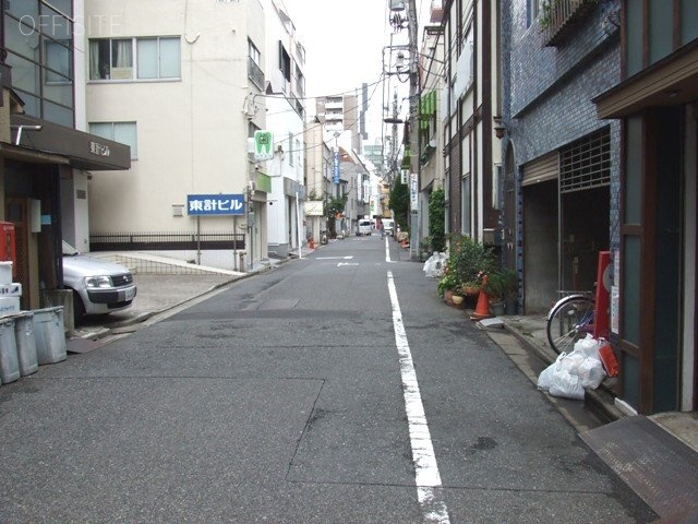 喜多村ビル ビル前面道路