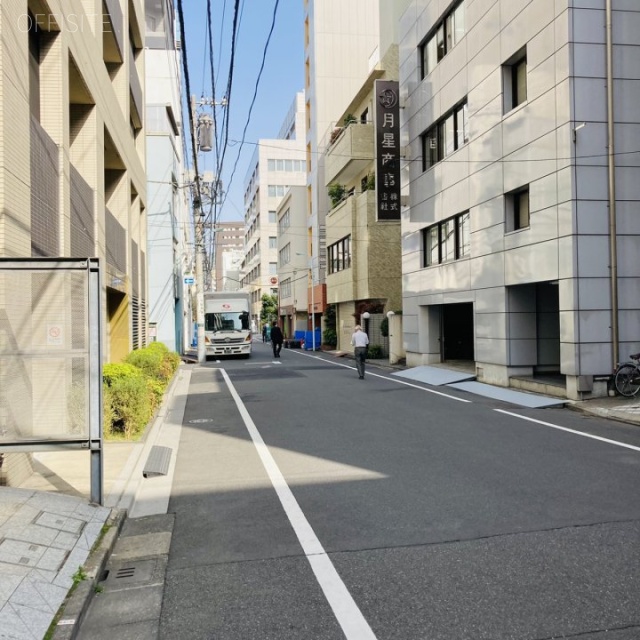 月村マンションNo27 ビル前面道路