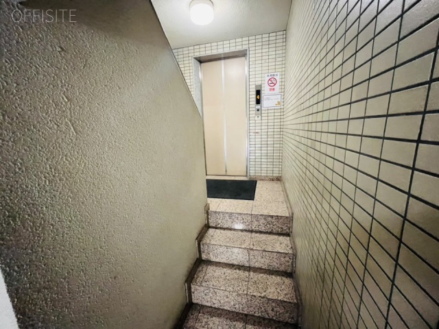 ダイアビル　エントランス