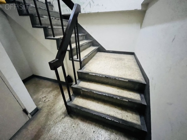 見真(けんしん)ビル 駐車場