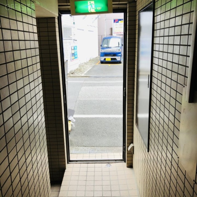 サンユー栄ビル エントランス