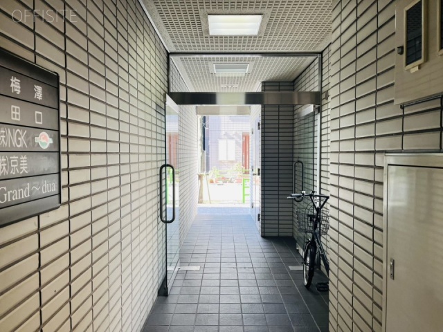 田口ビル　エントランス