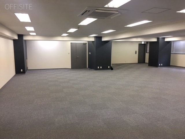 新横浜IKビル 室内