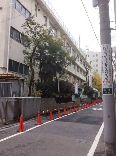 宮地ビル(別館) ビル周辺道路