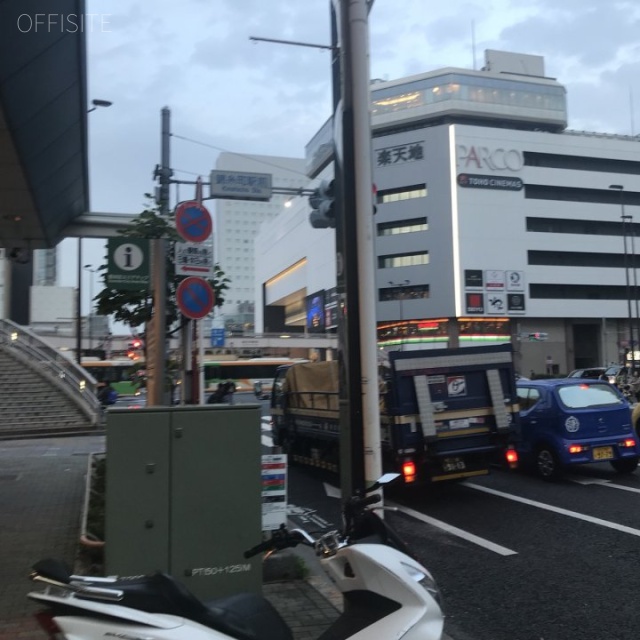 おいてけ堀MSMビル ビル前面道路