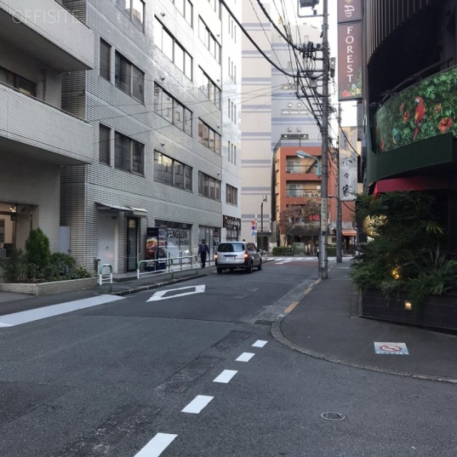 池袋山口ビル ビル前面道路
