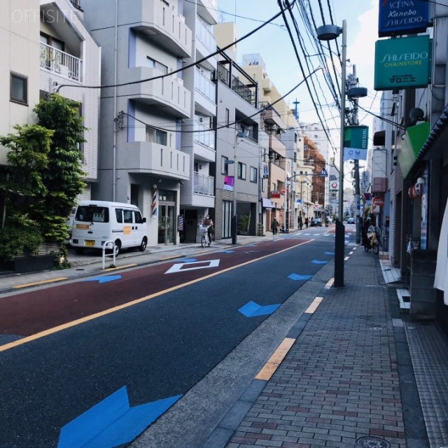 高輪1ビル ビル前面道路