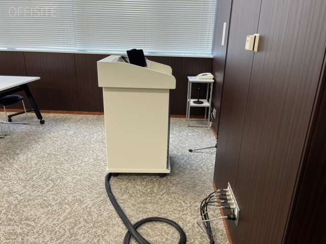 明治薬科大学剛堂会館　内装