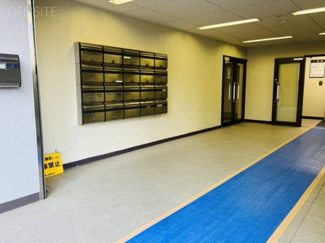 山崎ビル　エントランス