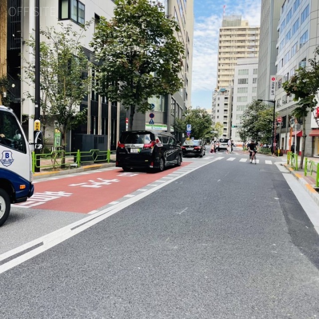 ヒューリック銀座一丁目ビル 前面道路