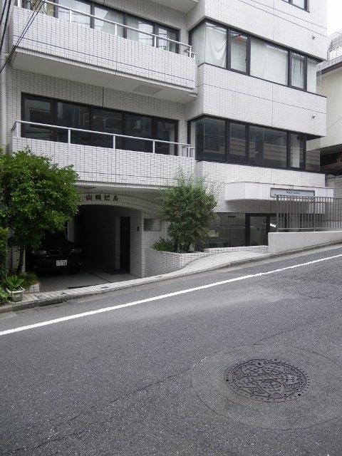 山崎ビル 外観