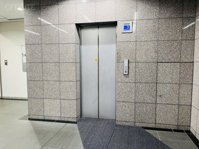 日個連会館　エントランス