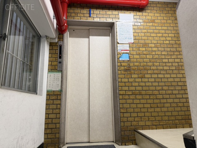 佐伯ビル　エントランス