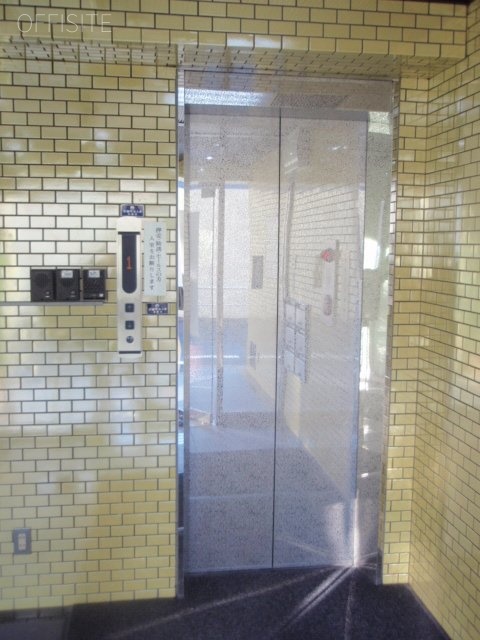 麹町鈴木ビル エレベーター