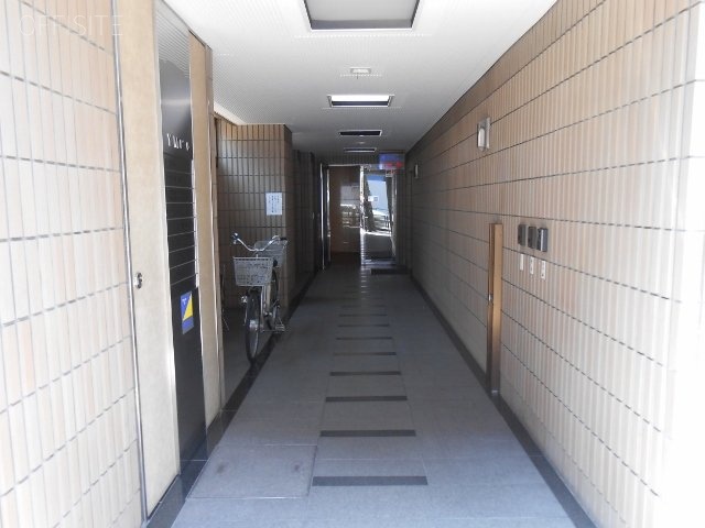 YMビル エントランス