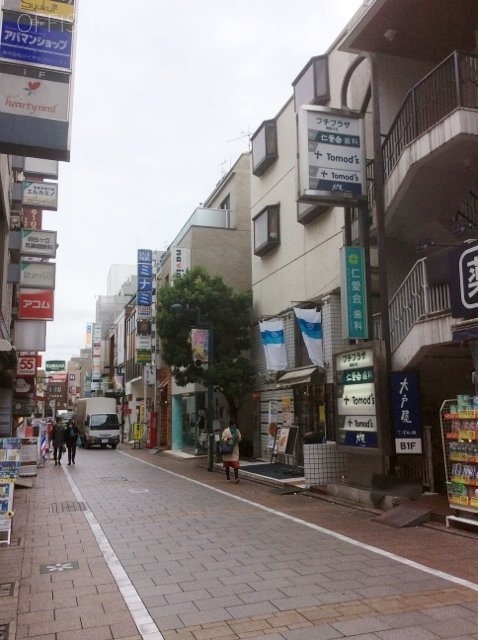 朝丘ビル ビル周辺道路