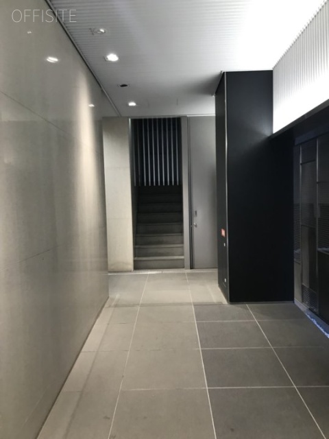 銀座ストラパックビル エントランス