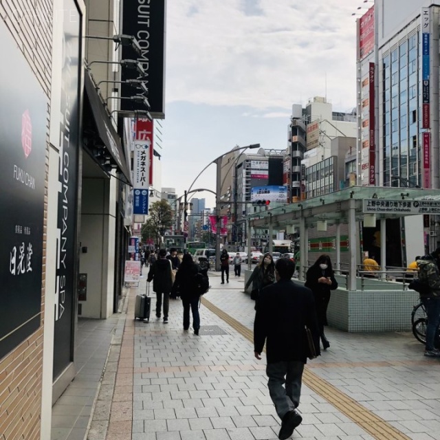 ウイズビル ビル前面道路