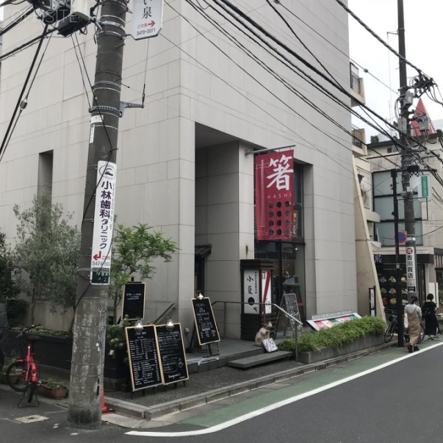 アオヤマアールナツノビル 外観
