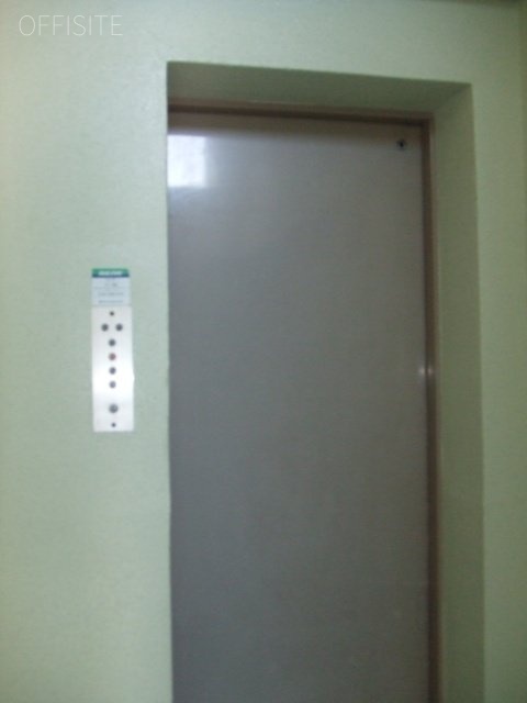 榎本一輝ビル エレベーター