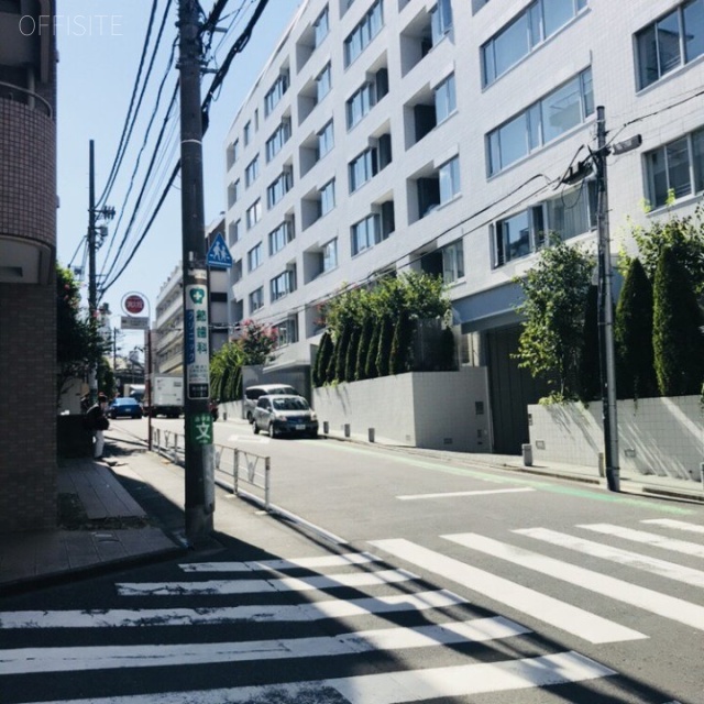 高倉第7マンション ビル前面道路